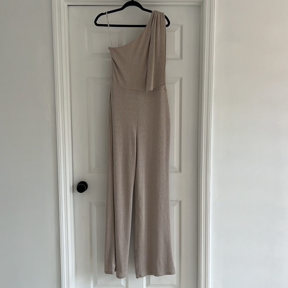 NWT LOVERS + FRIENDS Revolve Nude Asymmetrical One Shoulder Jumpsuit L - Picture 4 of 12